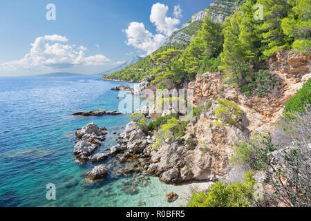 Croatie - La côte de la péninsule de Peliesac près de Zuliana Banque D'Images