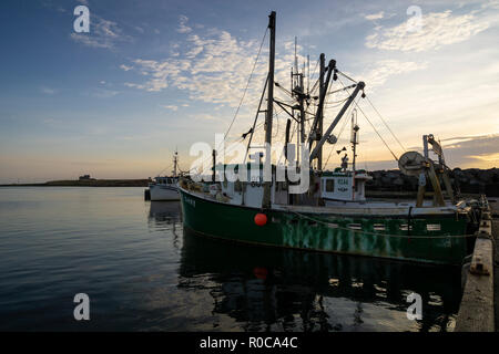 Bateaux de pêche dans le port de l'Etange-du-Nord sur l'île Grindstone, îles de la Madeleine, Québec, Canada. Banque D'Images