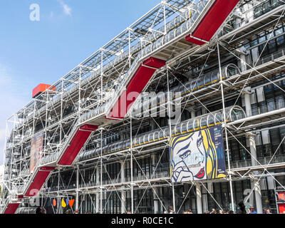 PARIS, FRANCE - 30 août 2013 : Centre Georges Pompidou à Paris, France Banque D'Images