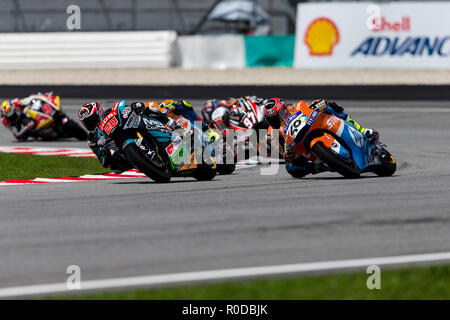 Le Circuit International de Sepang, Sepang, Malaisie. 4ème Nov, 2018. MotoGP de Malaisie, la journée de la course ; Augusto Fernandez, Fabio Quartararo durant la course Moto2 : Action Crédit Plus Sport/Alamy Live News Banque D'Images