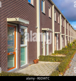 Close up de nouvelles maisons mitoyennes en Europe Banque D'Images