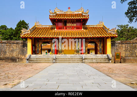 Hien Duc Embarquement au tombeau de Minh Mang - Hue, Vietnam Banque D'Images