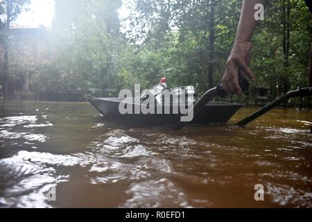 La pluie lourde et inondé Kerala Banque D'Images