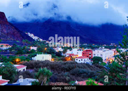 Le crépuscule et l'atmosphère en Valle Gran Rey, La Gomera. Banque D'Images