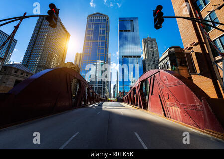 Vue sur le centre-ville de Chicago bridge et buiding Banque D'Images