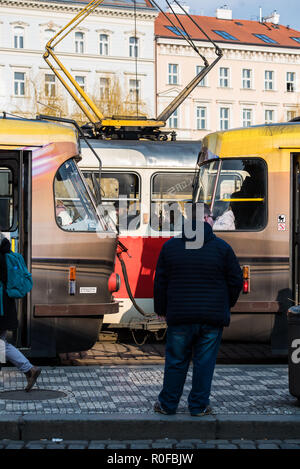 Visiter Prague plus belles villes villes européennes depuis le Moyen Age, ville aux 100 clochers, toit de l'Europe' 'Coeur de l'Europe, République Tchèque Banque D'Images