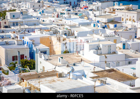 Vue panoramique sur la ville de Mykonos, Grèce architecture blanc avec Banque D'Images