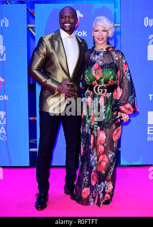 Terry Crews et Rebecca King-Crews fréquentant les MTV Europe Music Awards 2018 qui a eu lieu au Centre des Expositions de Bilbao, Espagne. Banque D'Images