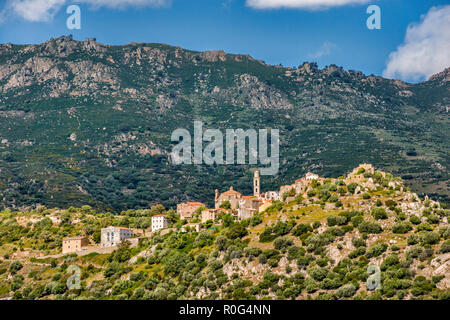 Hill ville de Montemaggiore, partie de Montegrosso commune, massif du Monte Grosso, Balagne, Haute-Corse, Corse, France ministère Banque D'Images