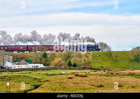 Vapeur conservés sur les trains remorqués Régler & Carlisle ligne de chemin de fer, Yorkshire Dales National Park, dans le Nord de l'Angleterre, Royaume-Uni Banque D'Images