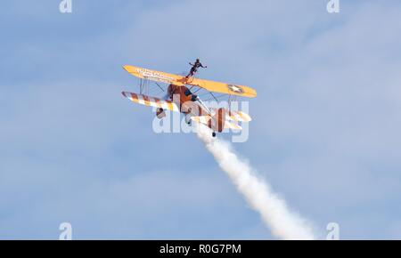 Le Flying Circus divertissant des milliers de vacanciers à la Bournemouth 2018 Air Festival Banque D'Images