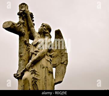 L'ancien cimetière de St Boniface à Chicago a été le premier cimetière allemand datant de la guerre civile période avec certains monuments de l'époque. Banque D'Images