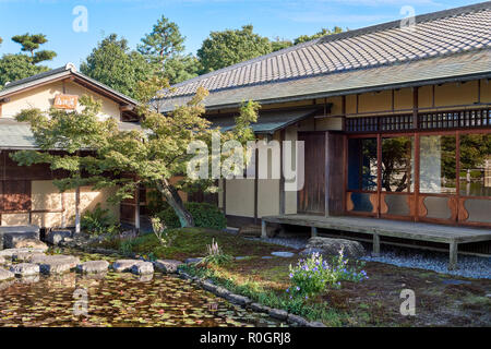 Dans la maison traditionnelle japonaise Shirotori park. Banque D'Images