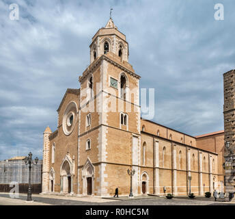 Basilica Cattedrale Santa Maria Assunta, 1317, de style roman, en Lucera, Pouilles, Italie Banque D'Images