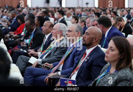 (181105) -- SHANGHAI, le 5 novembre 2018 (Xinhua) -- La cérémonie d'ouverture de la première importation de Chine Expo est tenue à Shanghai, la Chine orientale, le 5 novembre 2018.(Xinhua/Xie Huanchi)(ly) Banque D'Images