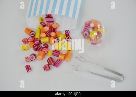 Seesen (Allemagne). 26Th Oct, 2018. Gouttes de couleur, en Allemagne, ville d'Osterode, 26. Octobre 2018. Crédit : Frank May | utilisée dans le monde entier/dpa/Alamy Live News Banque D'Images