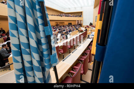 05 novembre 2018, Bavaria, Munich : les députés participent à la session constitutive de la 18ème Landtag de Bavière. Photo : Sven Hoppe/dpa Banque D'Images