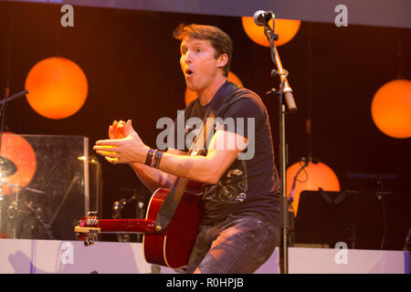 James Blunt, Saenger, musique, concert, chant, tapis rouge, Tapis Rouge Show, 37e bal de la presse sportive allemande dans l'Alte Oper de Francfort, 03.11.2018. Dans le monde d'utilisation | Banque D'Images