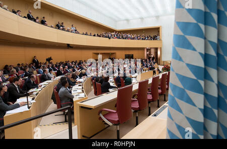 05 novembre 2018, Bavaria, Munich : les députés participent à la session constitutive de la 18ème Landtag de Bavière. Photo : Sven Hoppe/dpa Banque D'Images