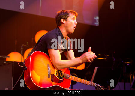 James Blunt, Saenger, musique, concert, chant, tapis rouge, Tapis Rouge Show, 37e bal de la presse sportive allemande dans l'Alte Oper de Francfort, 03.11.2018. Dans le monde d'utilisation | Banque D'Images