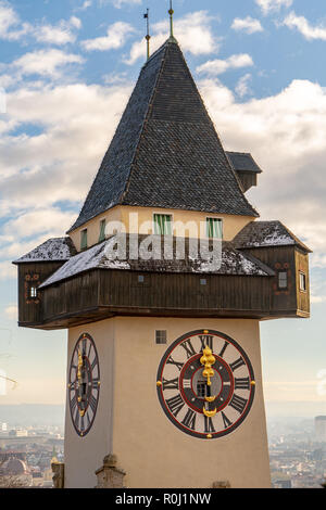 Symbole de la ville de Graz tour de l'horloge sur la colline du Schlossberg Banque D'Images