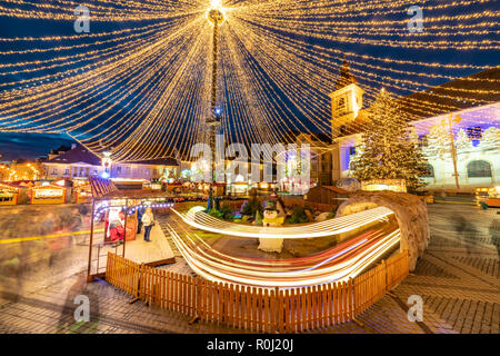 Marché de Noël roumaine de Sibiu en Transylvanie Banque D'Images