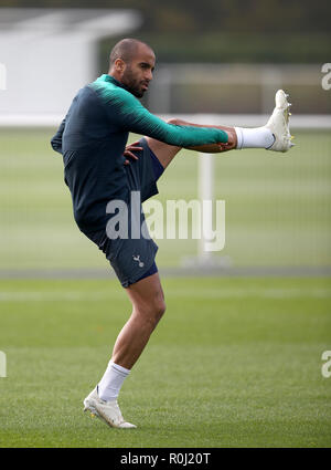 Tottenham Hotspur est Lucas Moura durant une session de formation au terrain d'entraînement, Enfield Londres. Banque D'Images