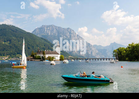 GMUNDEN, Autriche, - août 03, 2018 : Gmunden Schloss Ort ou Schloss Orth dans le lac Traunsee Gmunden en ville. Schloss Ort est un château autrichien trouvés Banque D'Images