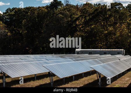 Domaine de l'énergie renouvelable remplace les cultures agricoles en Virginie Banque D'Images