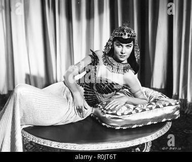 Film Original Titre : SERPENT DU NIL. Titre en anglais : SERPENT DU NIL. Année : 1953. Réalisateur : William Castle. Stars : CLEOPATRA ; RHONDA FLEMING. Credit : Columbia Pictures / Album Banque D'Images