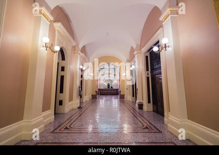 Septembre 22, 2018 Los Angeles / CA / USA - couloir vide dans le State Capitol building Banque D'Images