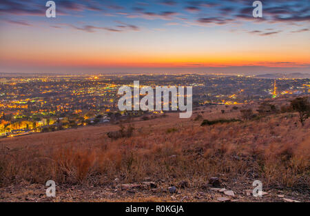 Donnant sur le fort Klapperkop de Pretoria, Pretoria, Afrique du Sud Banque D'Images