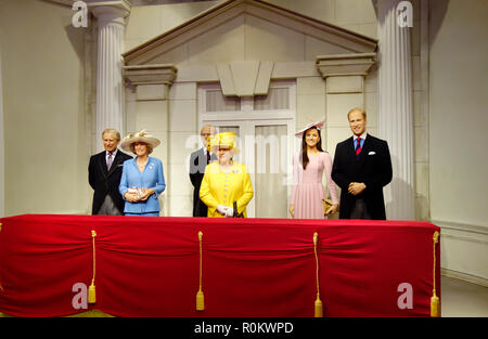 La figure de cire de la famille royale à l'attraction touristique de renommée mondiale du musée de cire de Madame Tussauds à Londres, Royaume-Uni. Banque D'Images