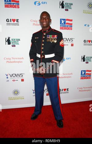 New York, NY, USA. 5Th Nov, 2018. Histoire Kionte aux arrivées pour 12e édition Stand Up For Heroes New York Comedy Festival Kick Off, Hulu Theatre au Madison Square Garden, New York, NY Le 5 novembre 2018. Crédit : Jason Mendez/Everett Collection/Alamy Live News Banque D'Images