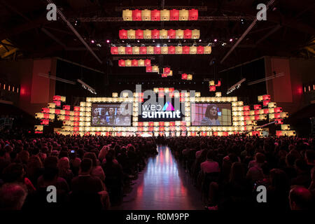 Lisbonne, Portugal. 5Th Nov, 2018. Vue générale de la scène à l'Altice Arena, Lisbonne, lors de la cérémonie d'ouverture du sommet Web 2018.La 10ème édition du Sommet Web a commencé à Lisbonne. C'est l'une des plus grandes conférences technologiques dans le monde et également un point de rencontre pour le débat sur l'évolution technologique dans la vie des gens. Cette année, autour de 70 000 participants sont attendus le site Web du Sommet. Credit : Hugo Amaral/SOPA Images/ZUMA/Alamy Fil Live News Banque D'Images