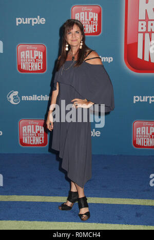 Los Angeles, USA. 5 Nov 2018. Jennifer Hale 11/05/2018 La première mondiale de 'Ralph brise le Internet' tenue à El Capitan Theatre de Los Angeles, CA Photo by Hiro Katoh / HollywoodNewsWire.co Crédit : Hollywood News Wire Inc./Alamy Live News Banque D'Images