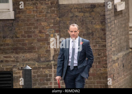 Londres, Royaume-Uni. 6 novembre 2018, Dominic Raab, MP PC, Secrétaire Brexit arrive à une réunion du Cabinet au 10 Downing Street, Londres, Royaume-Uni. Ian Davidson Crédit/Alamy Live News Banque D'Images