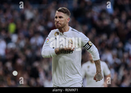 Madrid, Espagne. 29Th sep 2018. Du Real Madrid Sergio Ramos célèbre but durant la Liga match entre le Real Madrid et Real Valladolid à Santiago Bernabeu à Madrid.Score final : Real Madrid 2 - 0 Valladolid : Crédit P. Legan Mace SOPA/Images/ZUMA/Alamy Fil Live News Banque D'Images