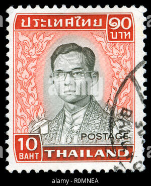 Timbre-poste de Thaïlande, le Roi Bhumibol Adulyadej (1972-1979) série émise en 1976 Banque D'Images