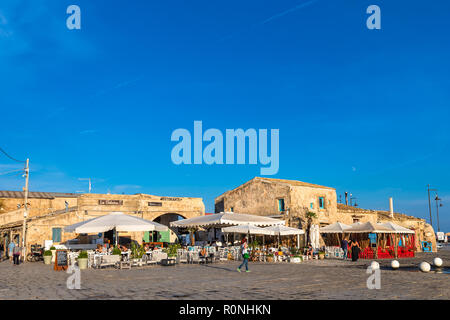 Marzamemi est l'un parmi les plus beaux villages de l'Italie de la mer 20. Marzamemi est une municipalité de la province de Syracuse, en Sicile. L'Italie. Banque D'Images