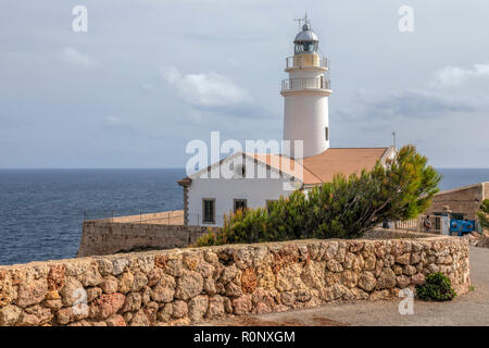 Leuchtturm Capdepera, Cala Ratjada, Majorque, Iles Baléares, Espagne, Europe Banque D'Images