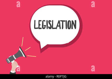 L'écriture de texte Word Législation. Concept d'affaires pour la loi ou ensemble de lois proposées par le gouvernement au Parlement. Banque D'Images