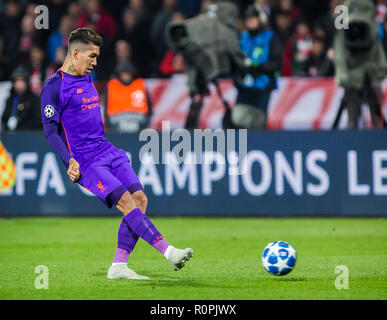 Belgrade, Serbie. 6 novembre, 2018. Ligue des Champions : Liverpool v étoile rouge de Belgrade, FK Cukaricki Belgrade, du stade. Roberto Firmino de Liverpool en action Credit : Nikola Krstic/Alamy Live News Banque D'Images