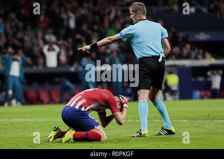 Madrid, Madrid, Espagne. Nov 6, 2018. L'Atletico de Madrid Saul Niguez lors de Ligue des Champions entre l'Atlético de Madrid et le Borussia Dortmund à Wanda Metropolitano Stadium. Legan Crédit : P. Mace/SOPA Images/ZUMA/Alamy Fil Live News Banque D'Images