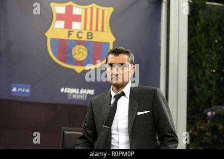 Milano, Italie. 6 novembre, 2018. Ernesto Valverde entraîneur du FC Barcelone de la Ligue des Champions avant le match du groupe B entre l'Internazionale FC et le FC Barcelone. Crédit : Marco Canoniero/Alamy Live News Banque D'Images