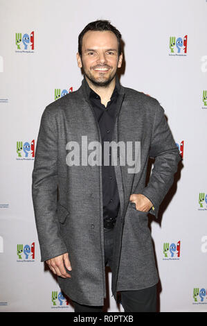 Hambourg, Allemagne. 05Th Nov, 2018. Steffen Henssler bei der Preisverleihung vom Medienpreis 2018 Heldenherz der Stiftung projet Mittagskinder im Rathaus Hamburger, Hambourg, 05.11.2018 | Conditions de crédit dans le monde entier : dpa/Alamy Live News Banque D'Images