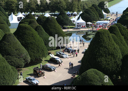 Hampton Court, à Londres. 1er septembre 2018. Certaines des voitures plus rares du monde sur l'affichage dans les jardins d'Hampton Court Palace. Banque D'Images