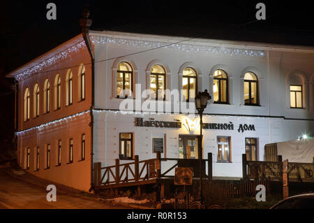 Maison de la bière à la place de la révolution (Marché) dans Plyos. Oblast d'Ivanovo. La Russie Banque D'Images