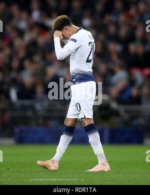 Tottenham Hotspur est abattu au cours DELE Alli regarde le match de la Ligue des champions au stade de Wembley, Londres. Banque D'Images