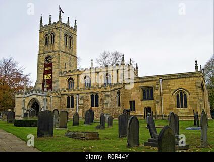 L'église St Pierre de Conisbrough qui est le plus vieux bâtiment dans le Yorkshire du Sud et l'une des plus anciennes en Angleterre. Banque D'Images